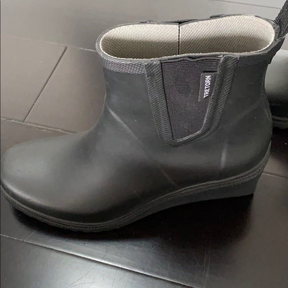 Tretorn Black Rain Boots - Wedge Heel - Picture 5 of 6